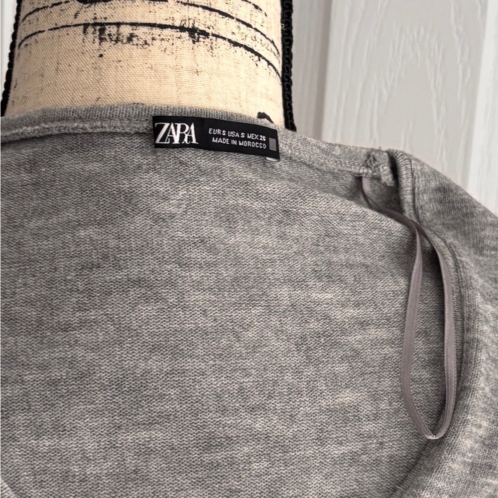 Zara Gray V-Neck Ruched Front - Picture 5 of 5